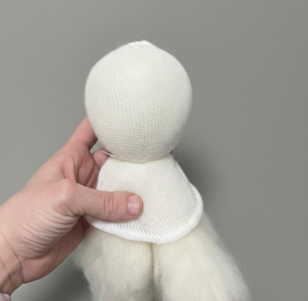 Natural fibers and wooden tools